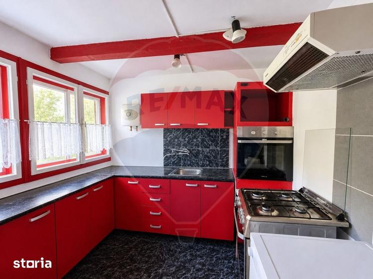 Casă cu 3 camere cu Teren 300 Mp în Gilău