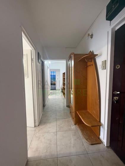 Apartament 3 Camere Decomandat, Etaj 1, Tractorul - 13