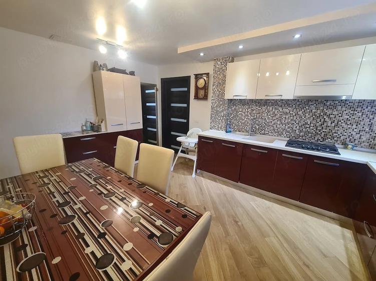 Apartament cu 2 camere semidecomandat în Central