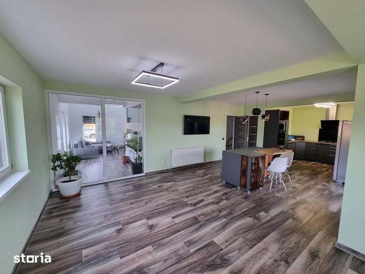 Casă cu Teren 1220 Mp în Central