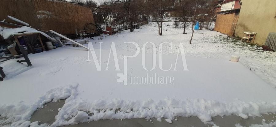 Casă individuală cu 3 camere cu Canalizare în Dâmbul Rotund