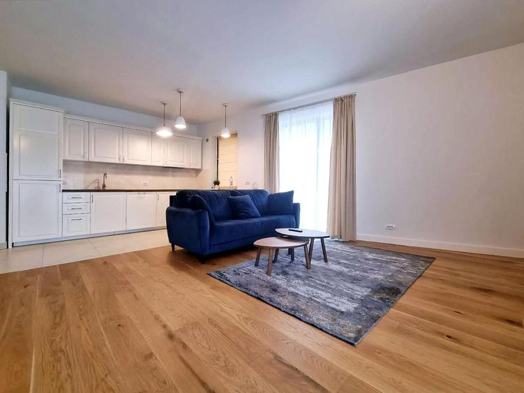 Apartament cu 3 camere decomandat, mobilat în Drumul Poienii