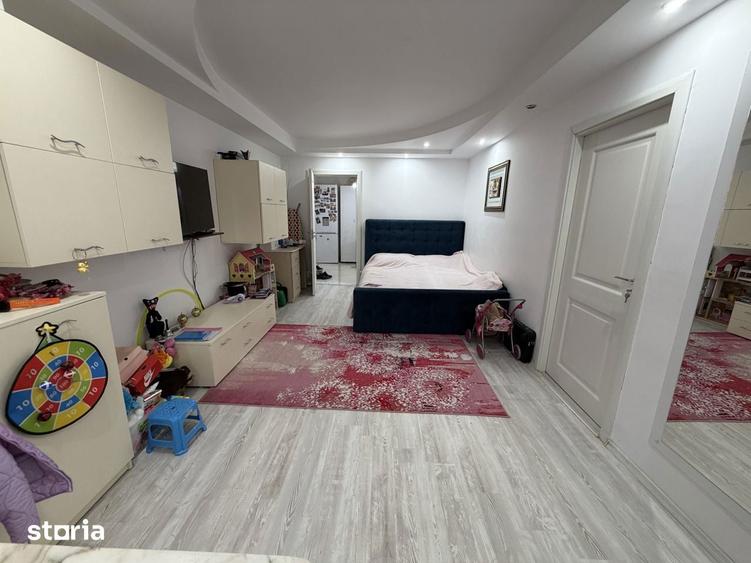 Apartament 3 camere, Mioveni, Centru, et1, mobilat si utilat, modern - 1