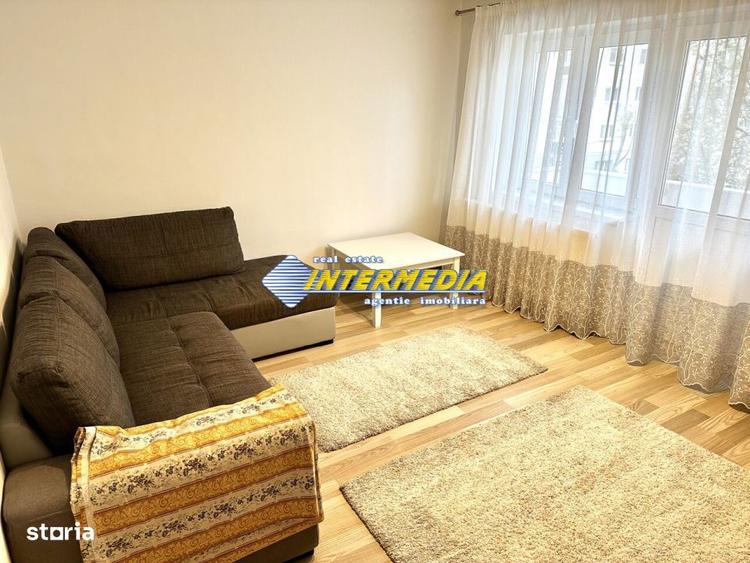 Apartament cu 2 camere decomandat, mobilat în Cetate