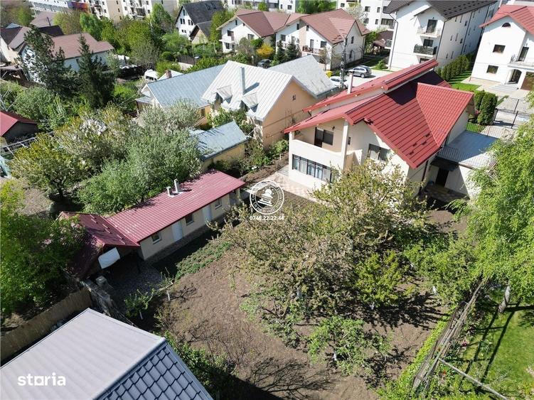 Casă cu 4 camere în Valea Lupului