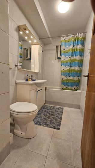 Apartament cu 3 camere semidecomandat, mobilat în Camil Ressu