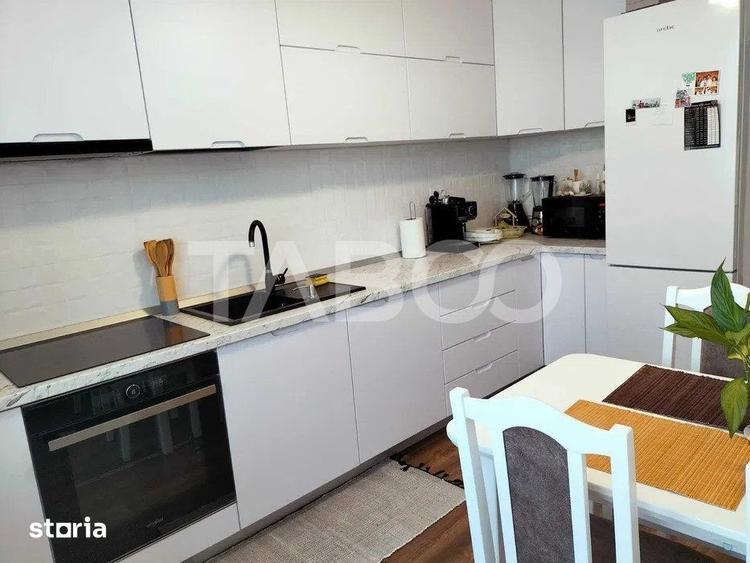 Apartament cu 2 camere decomandat în Est