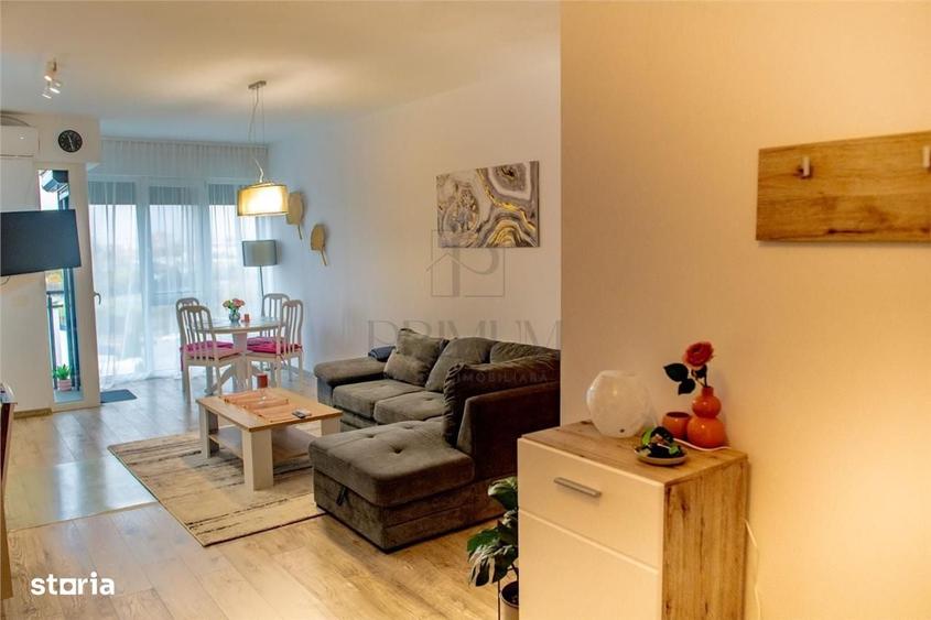 Apartament cu 3 camere decomandat, mobilat în Soarelui