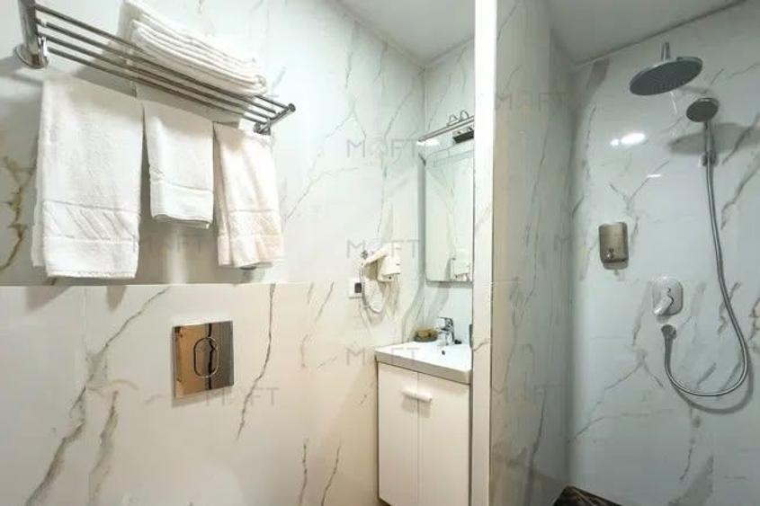 Casă individuală cu 28 camere cu Canalizare în Ultracentral