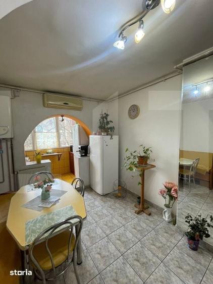 Apartament cu 3 camere decomandat în Aradului