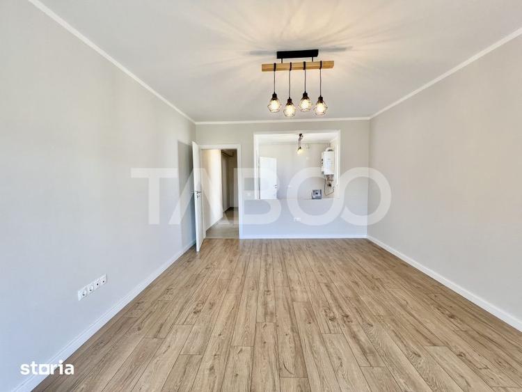 Apartament cu 3 camere decomandat în Cristian