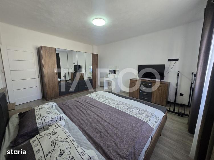 Casă cu 2 camere decomandat în Lazaret