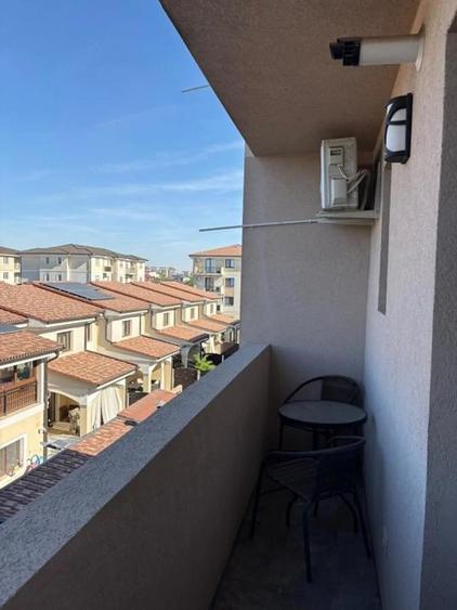 Apartament cu 3 camere semidecomandat în Braytim