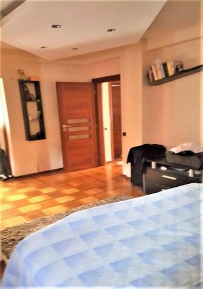 Apartament cu 4 camere decomandat în Bună Ziua