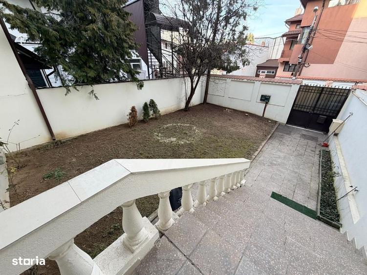Casă cu 4 camere cu Teren 250 Mp în Libertății