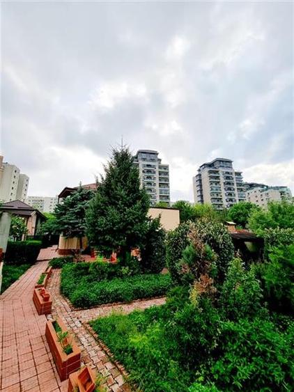 Vanzare teren cu 2 vile Tei - langa Parc - 11