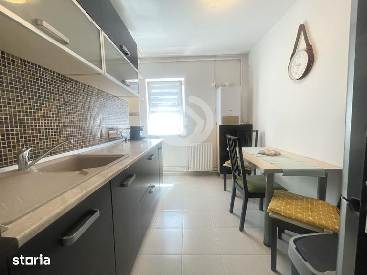 Apartament cu 3 camere decomandat, mobilat în Turnișor