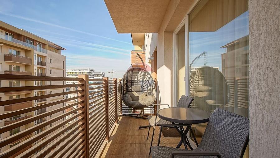 Apartament cu 3 camere decomandat, mobilat în Tractorul