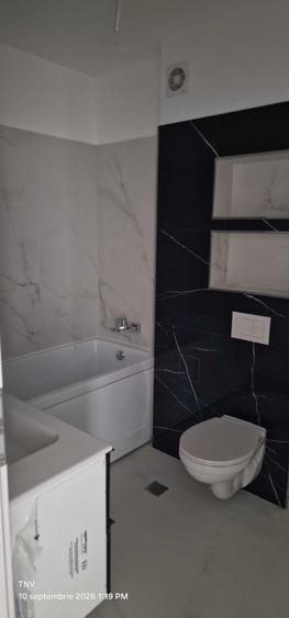 Apartament cu 2 camere decomandat în Galata