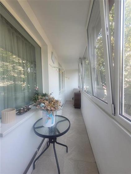 Apartament cu 2 camere decomandat în Republica