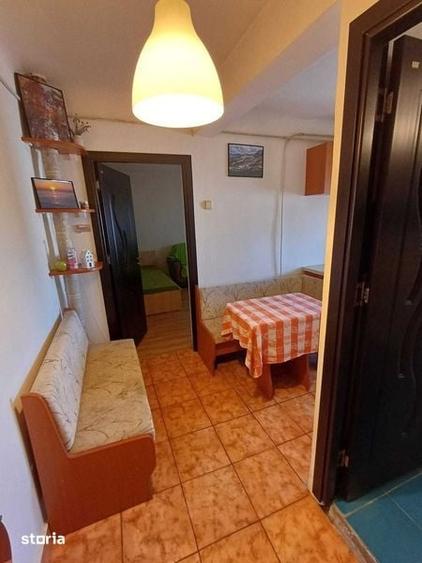 Garsonieră decomandată în Gării