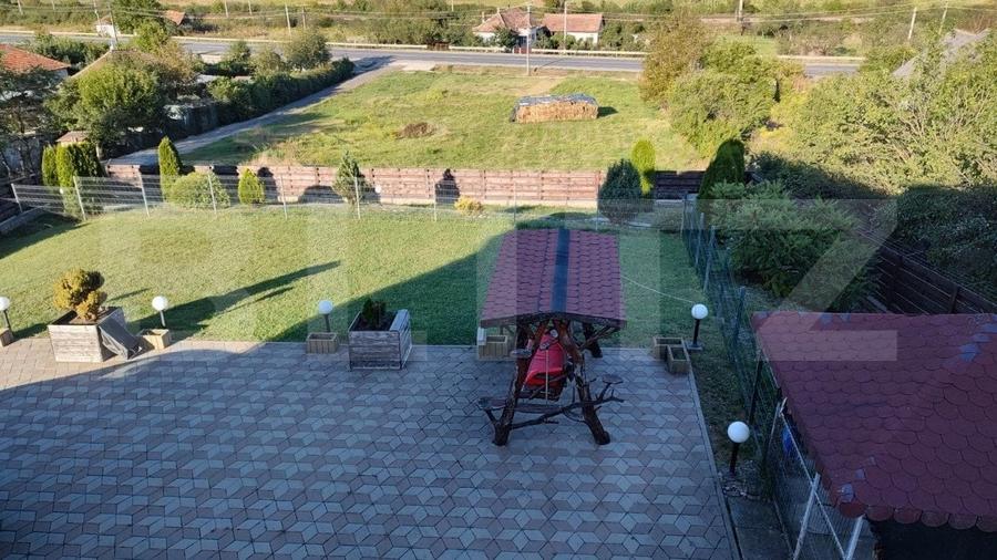 Casă individuală cu 5 camere cu Garaj în Nima