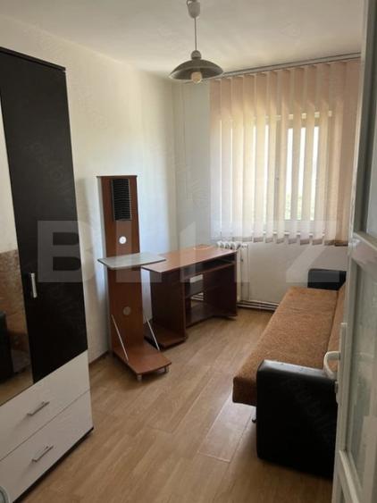 Apartament cu 3 camere decomandat în Canta