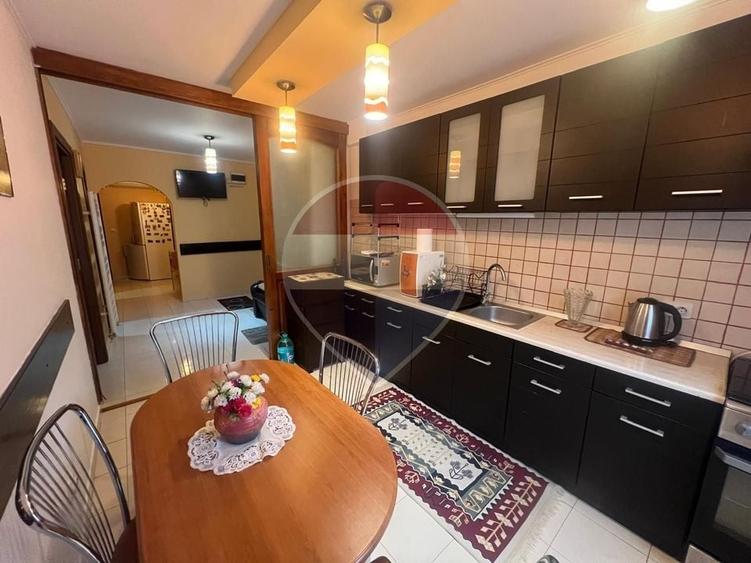 Apartament cu 2 camere decomandat, mobilat în Tineretului
