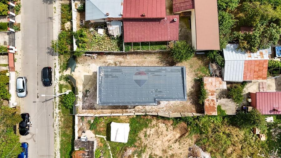Casă individuală cu 5 camere cu Teren 400 Mp în Ultracentral