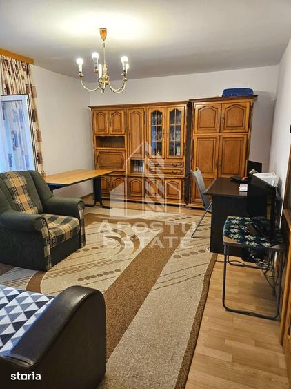 Apartament cu 3 camere decomandat în Fortuna