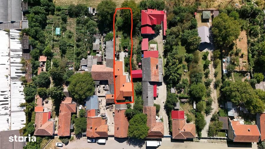 Casă cu 2 camere cu Teren 468 Mp în Central
