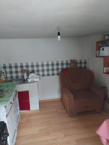 Casă individuală cu 2 camere cu Teren 482 Mp în Central