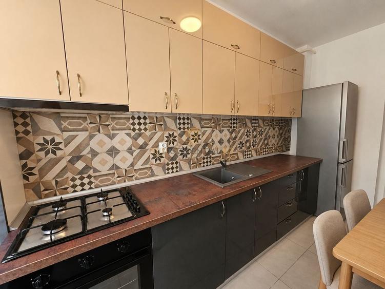 Apartament cu 2 camere decomandat, mobilat în Brâncoveanu