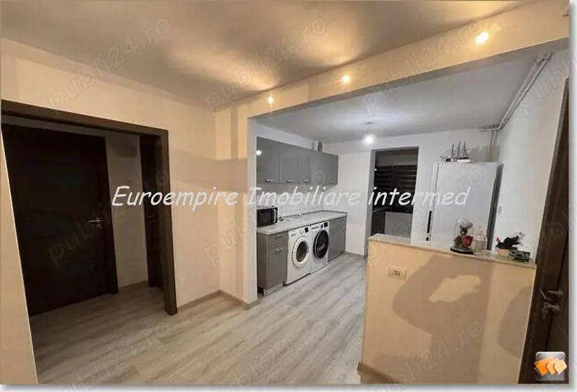Apartament cu 2 camere decomandat în Far