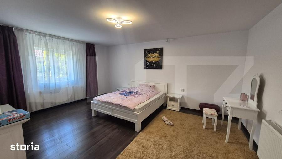 Casă cu 3 camere cu Teren 3286 Mp în Central