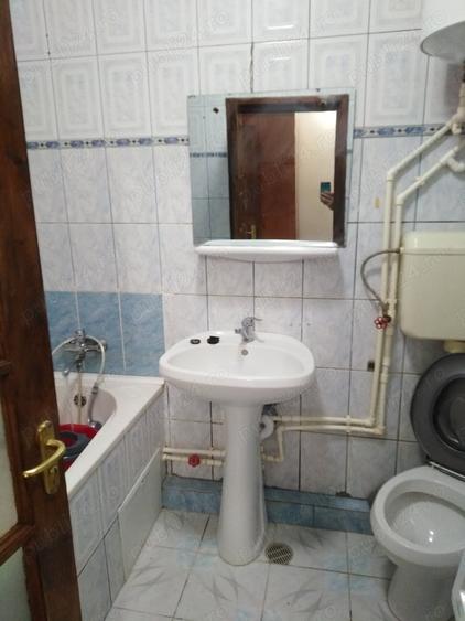 Garsonieră decomandată în Micro 40