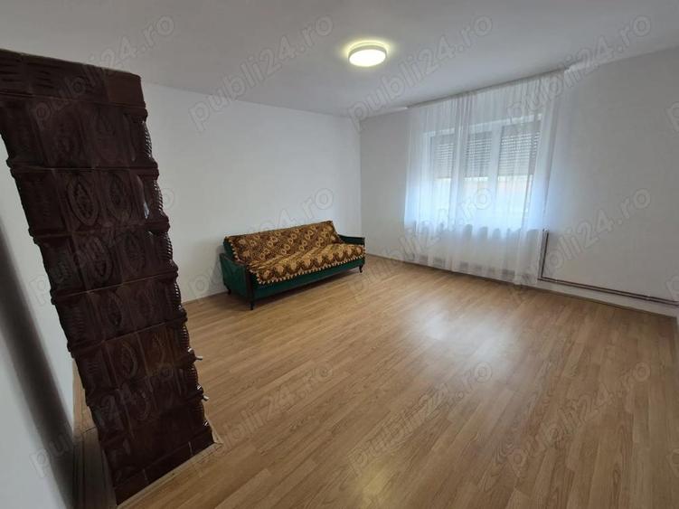 Casă cu Teren 1400 Mp în Macea