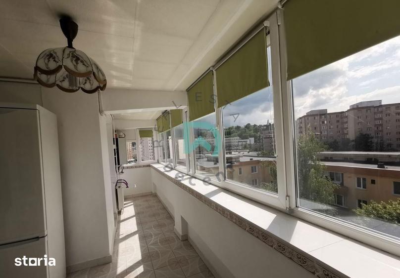 Apartament cu 3 camere decomandat în Griviței