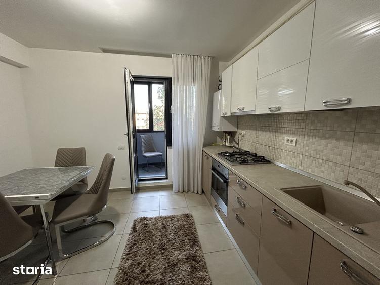 Apartament cu 3 camere decomandat în Negru Vodă