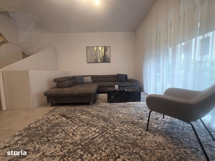 Casă cu 4 camere în Central