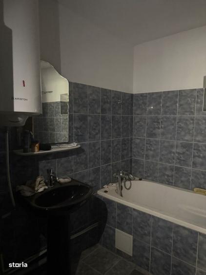 Casă cu 4 camere în Vârvor