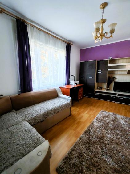 Apartament cu 3 camere decomandat în Zorilor