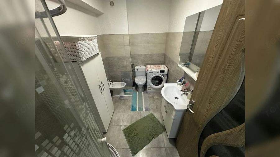 Apartament cu 2 camere decomandat în Sud
