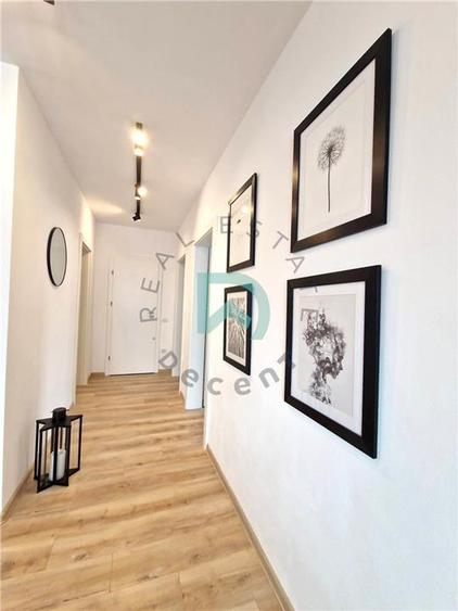 Apartament cu 3 camere decomandat, mobilat în Tractorul