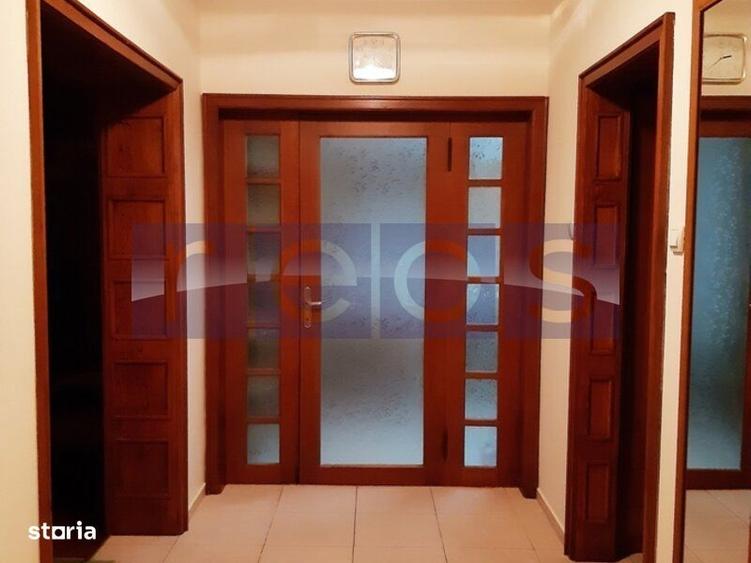 Apartament cu 3 camere decomandat în Cotroceni