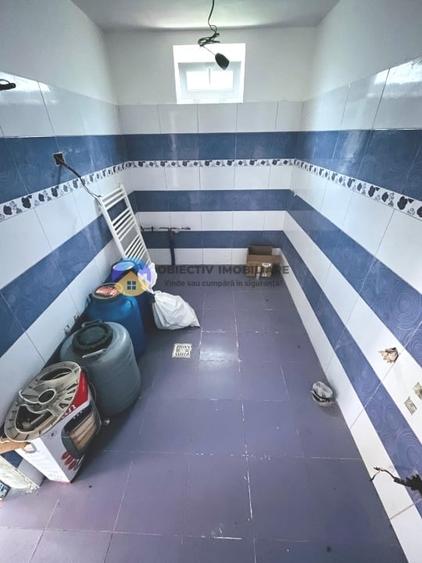 Casă cu 3 camere cu Teren 987 Mp în Războieni