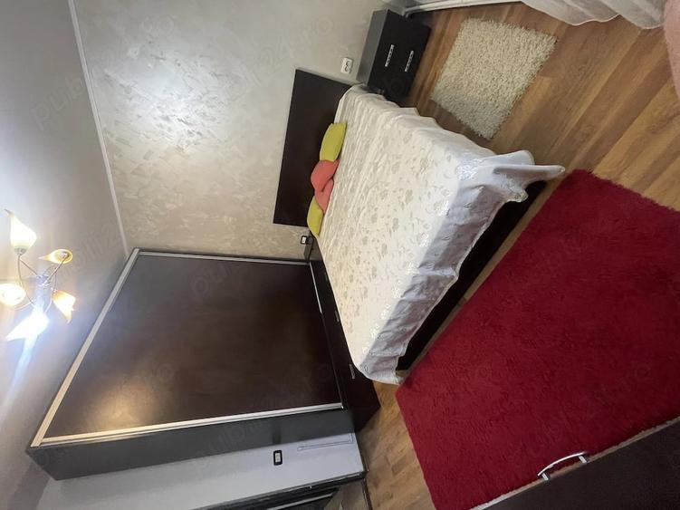 Apartament cu 2 camere semidecomandat în City Park Mall