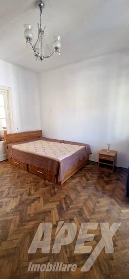 Apartament cu 2 camere semidecomandat în Unirii