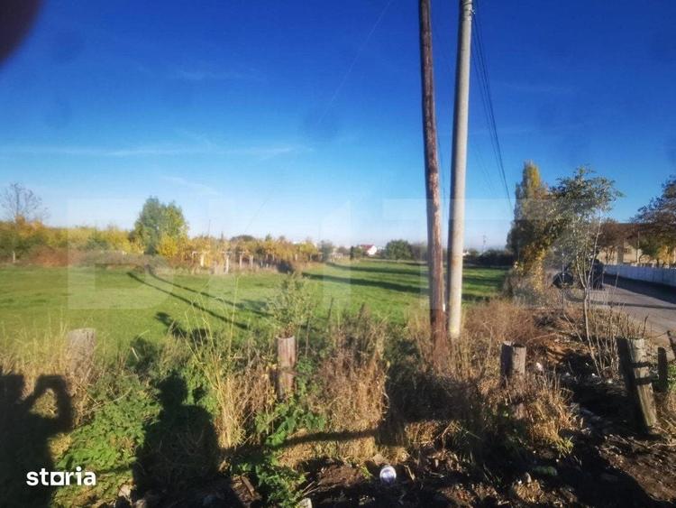 Teren de 5800 mp, în Central