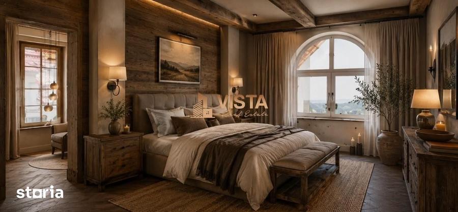 Casă cu 9 camere cu Teren 475 Mp în Centrul Istoric